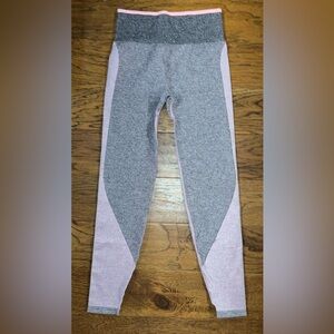 Victoria’s Secret PINK Pink & Gray Seamless Active Leggings Size SMALL
